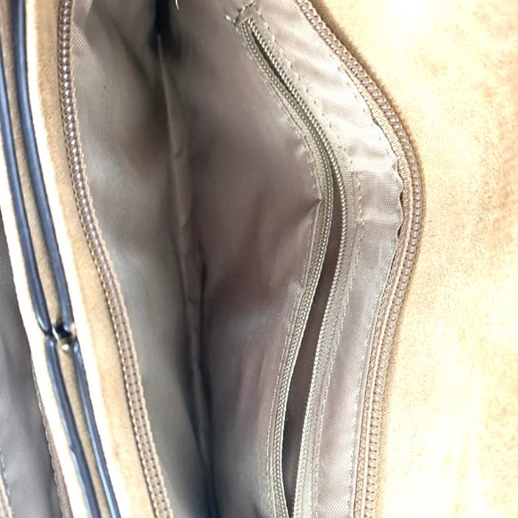 SYNDEY LOVE‎ Convertible Clutch/Crossbody - Picture 7 of 9